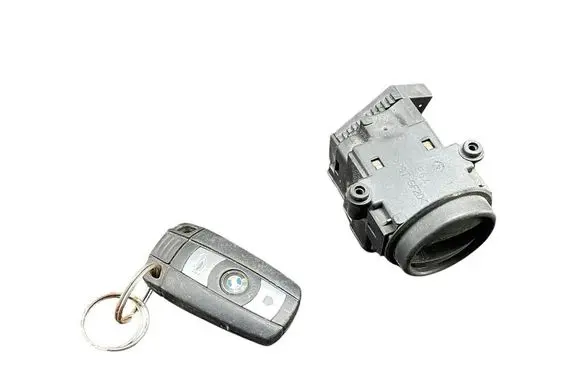 BMW 5 E60 E61 Ignition lock 6954722 10862510 330080520