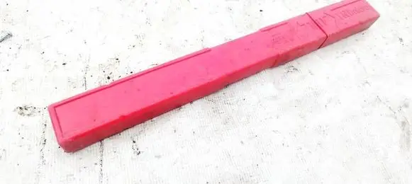 Audi A6 S6 C6 4F Emergency warning sign 8K0860251