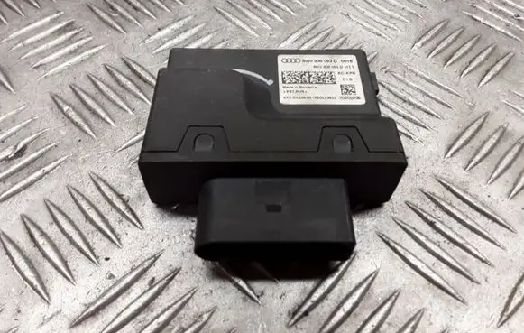 Audi A4 S4 B9 Fuel injection pump control unit/module 8W0906093D