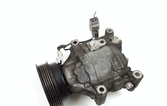 Toyota Corolla E120 E130 Air conditioning (A/C) compressor (pump) SCSA06C 4472206362