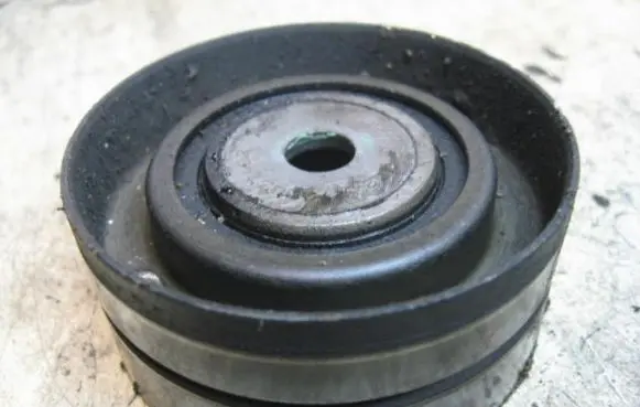 Renault Espace III Alternator belt tensioner pulley 7700857492