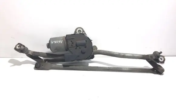 Audi A6 S6 C6 4F Front wiper linkage and motor 3397020928 4F1955023J