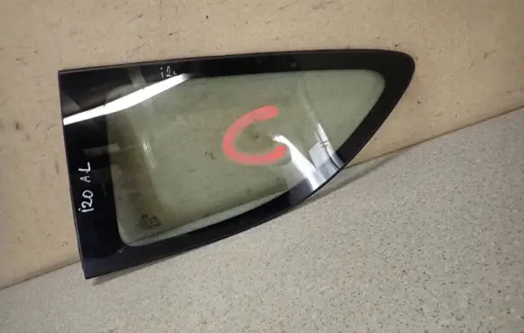 Hyundai i20 (PB PBT) Side middle window/glass 