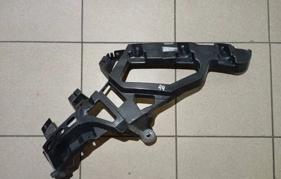 Peugeot 5008 II Rear bumper mounting bracket 9814615880
