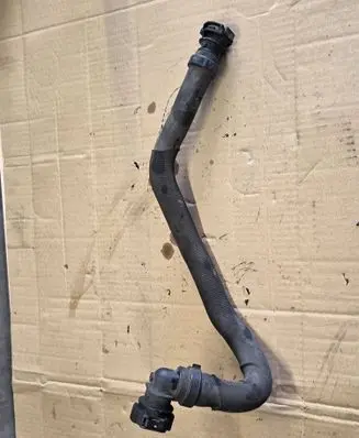 Peugeot 308 Engine coolant pipe/hose 9670444980