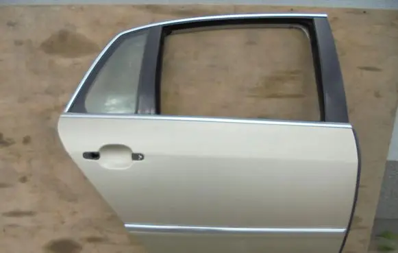 Volkswagen Phaeton Rear door