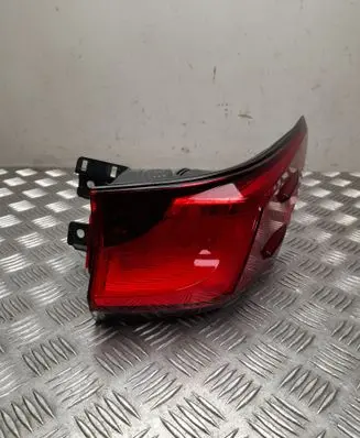 Lexus CT 200H Rear/tail lights KOITO