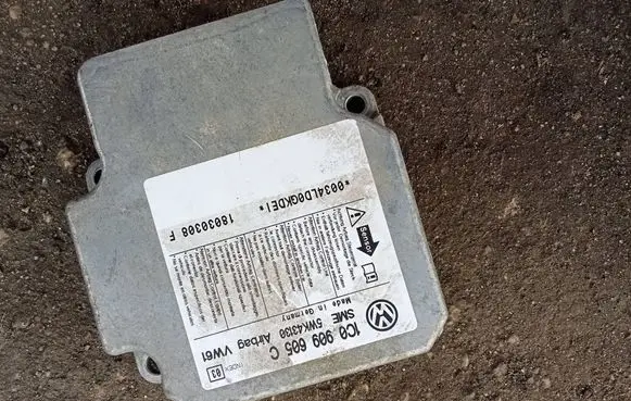 Volkswagen PASSAT B6 Airbag control unit/module 1C0909605C 18030308F 5WK43132