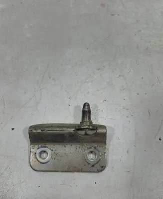 Mercedes-Benz Sprinter W906 Rear door lock loop/hook striker A9067600077 9067600077