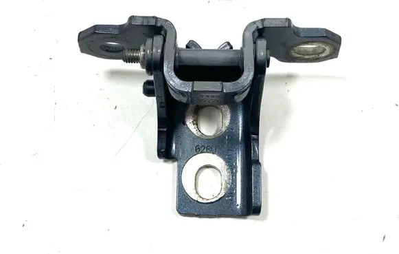 Renault Clio IV Rear door upper hinge 804000016RG