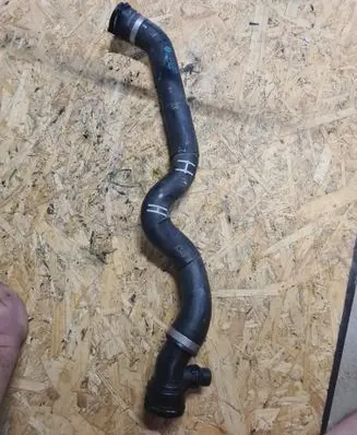 BMW X5 G05 Engine coolant pipe/hose 8577056