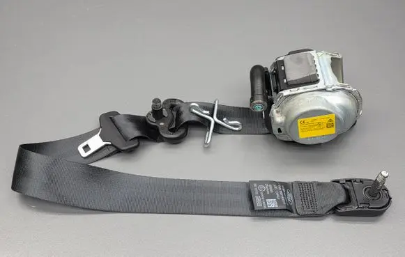 Ford Fiesta Front seatbelt 34214351F H1BBA61294CF 34199536C