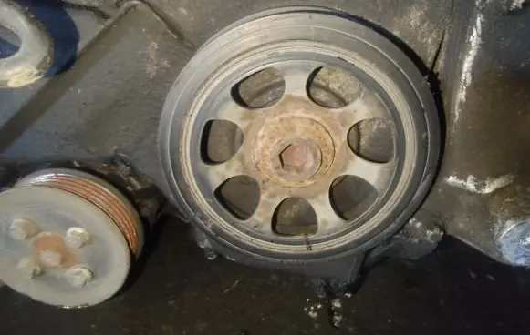 Mercedes-Benz A W168 Crankshaft pulley