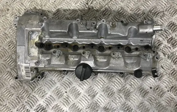 Toyota Avensis T250 Rocker cam cover 1120126030 04181950