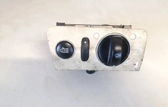 Mercedes-Benz E W211 Light switch 2115450204