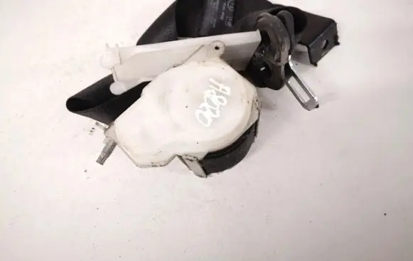 Opel Vectra C Front seatbelt