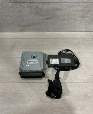 BMW X5 E70 Engine ECU kit and lock set 8506570 9227053 9177973
