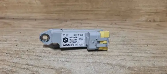 BMW 3 E46 Airbag deployment crash/impact sensor 0285002064