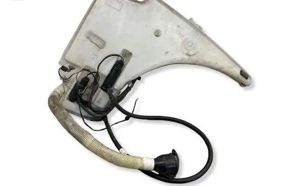BMW 3 E90 E91 Windshield washer fluid reservoir/tank 7124231 7117842 7068998