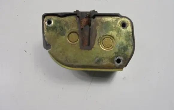 Chrysler Grand Voyager III Rear door lock