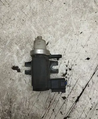 Audi A4 S4 B6 8E 8H Turbo solenoid valve 1J0906627A 72290325 01T064