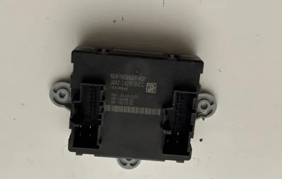 Land Rover Evoque II Door control unit/module J8A214D619CC 10336940 14C238CD
