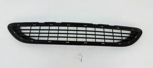 Mercedes-Benz C W204 Front bumper lower grill A2038853023