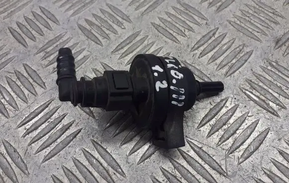 Renault Clio III Valve vacuum 8200660852