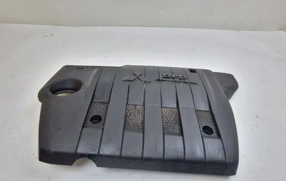Mitsubishi Outlander Engine cover (trim) 