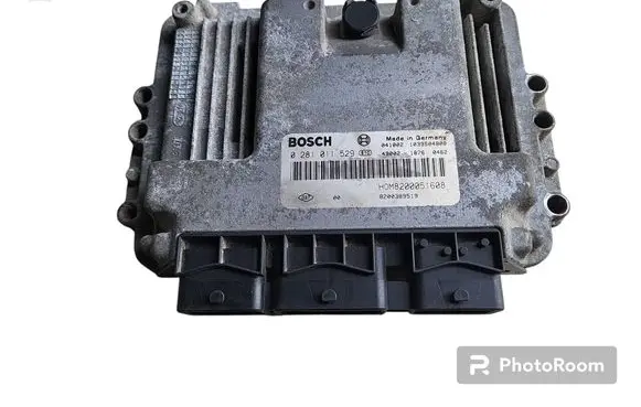Opel Vivaro Engine control unit/module 0281011529 8200389519
