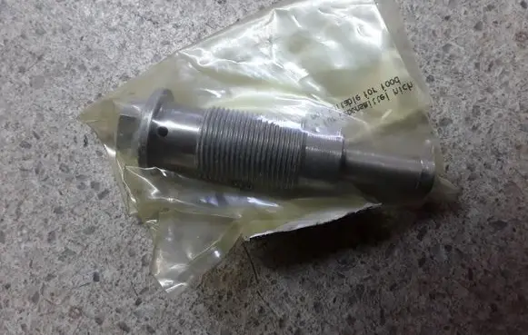 Mercedes-Benz C W205 Timing belt tensioner A2700521400