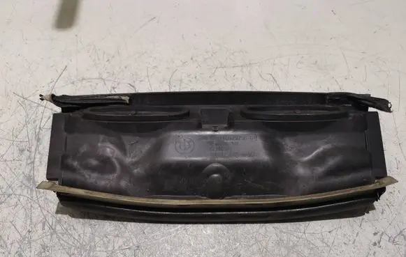 BMW 3 E90 E91 Other engine bay part 6979758 15577210