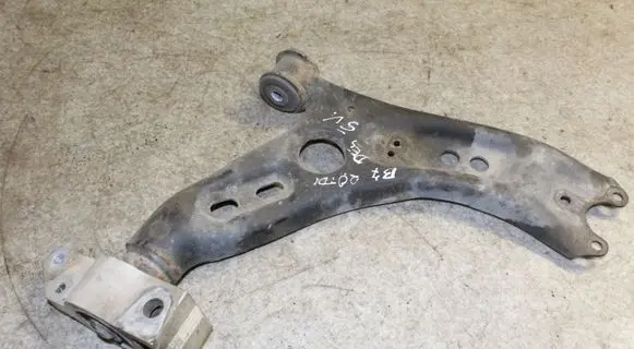 Volkswagen PASSAT B7 Front lower control arm/wishbone