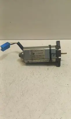 Mercedes-Benz C W203 Seat adjustment motor A2038203642 2038203642