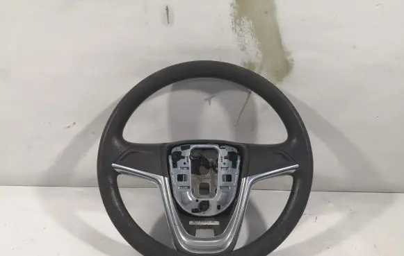 Opel Astra J Steering wheel 13351026