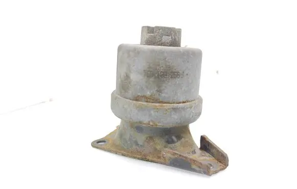 Volkswagen Transporter - Caravelle T5 Engine mount bracket 7E0199256J