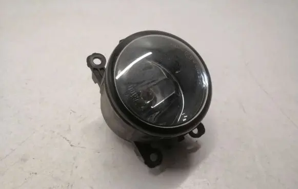 Nissan Navara D40 Front fog light 89210549