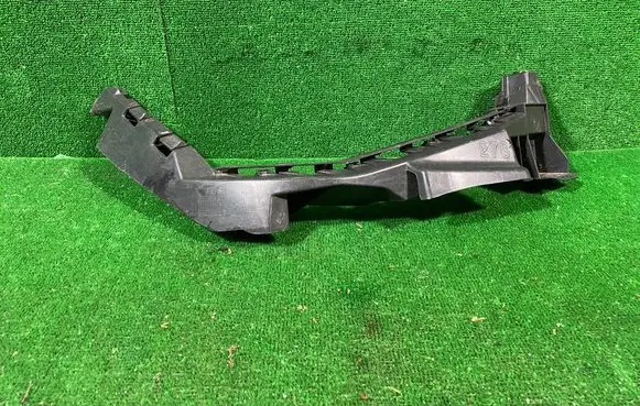 Seat Ibiza V (KJ) Headlight/headlamp mounting bracket 6F0807890