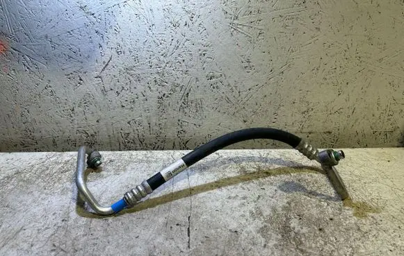Air conditioning (A/C) pipe/hose