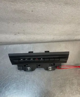 Renault Trafic III (X82) Other switches/knobs/shifts 