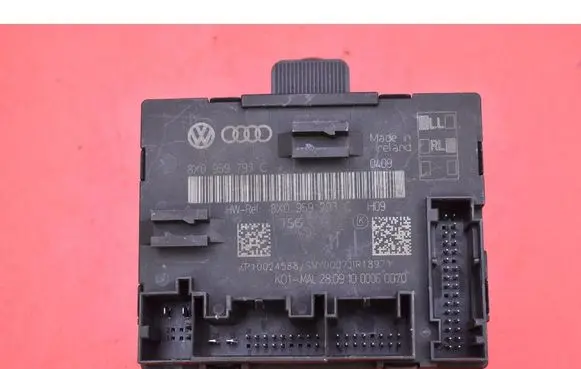 Skoda Superb B6 (3T) Engine control unit/module ECU 8X0959793C