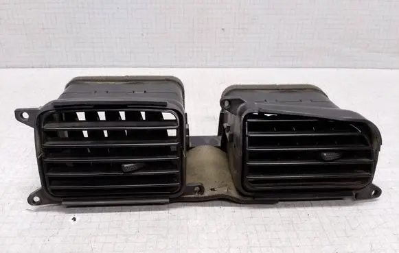 Subaru Legacy Dash center air vent grill