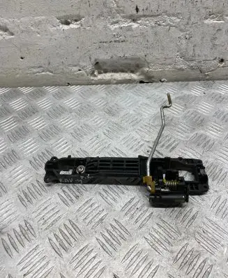 Toyota RAV 4 (XA30) Front door exterior handle/bracket 