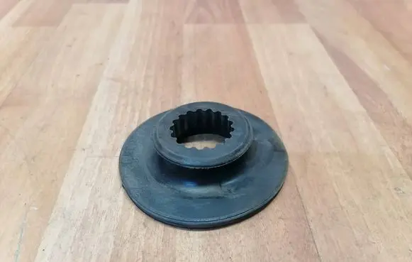 Opel Insignia B Rear coil spring rubber mount 23330982