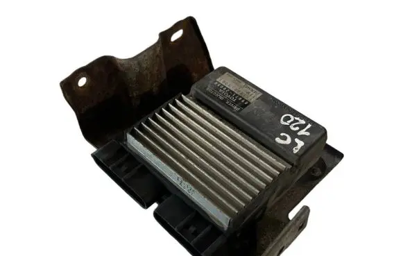 Toyota Avensis T250 Fuel injection control unit/module 8987120050 1310001261