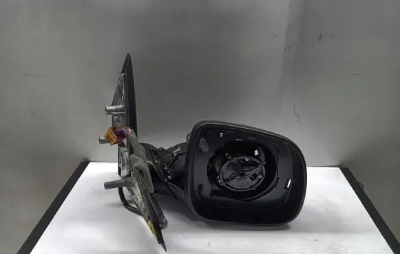 Volkswagen Multivan T6 Front door electric wing mirror 7E1857388