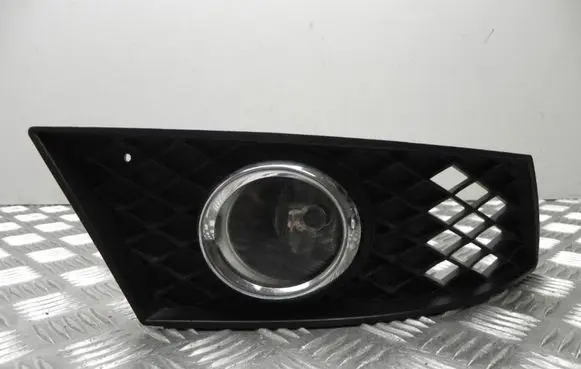 Mercedes-Benz CLS C218 X218 Front fog light A2128200356 A1796