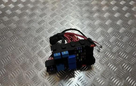 Renault Arkana Fuse PU17047