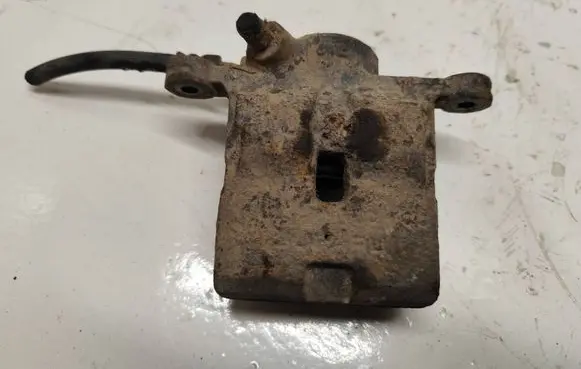 Rear brake caliper