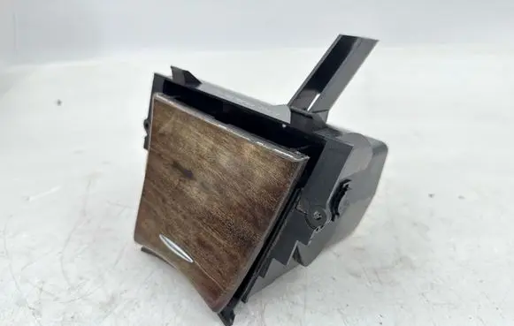 Mercedes-Benz E W211 Car ashtray A2116800350